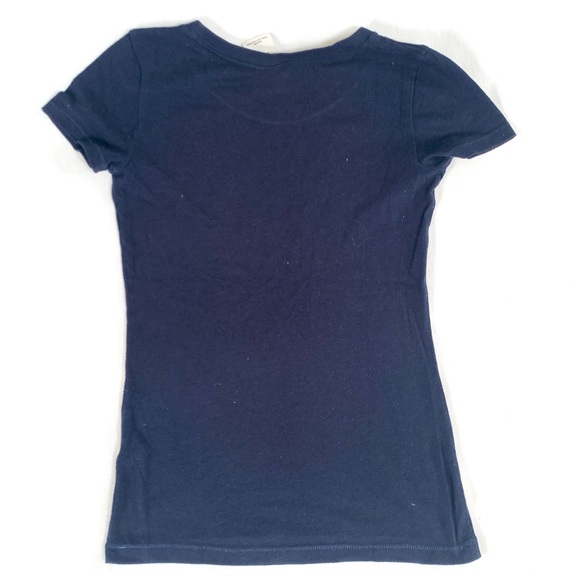 Navy Abercrombie tee with pink moose - Picture 3 of 3